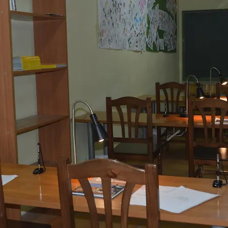 De Hostel Aliaga